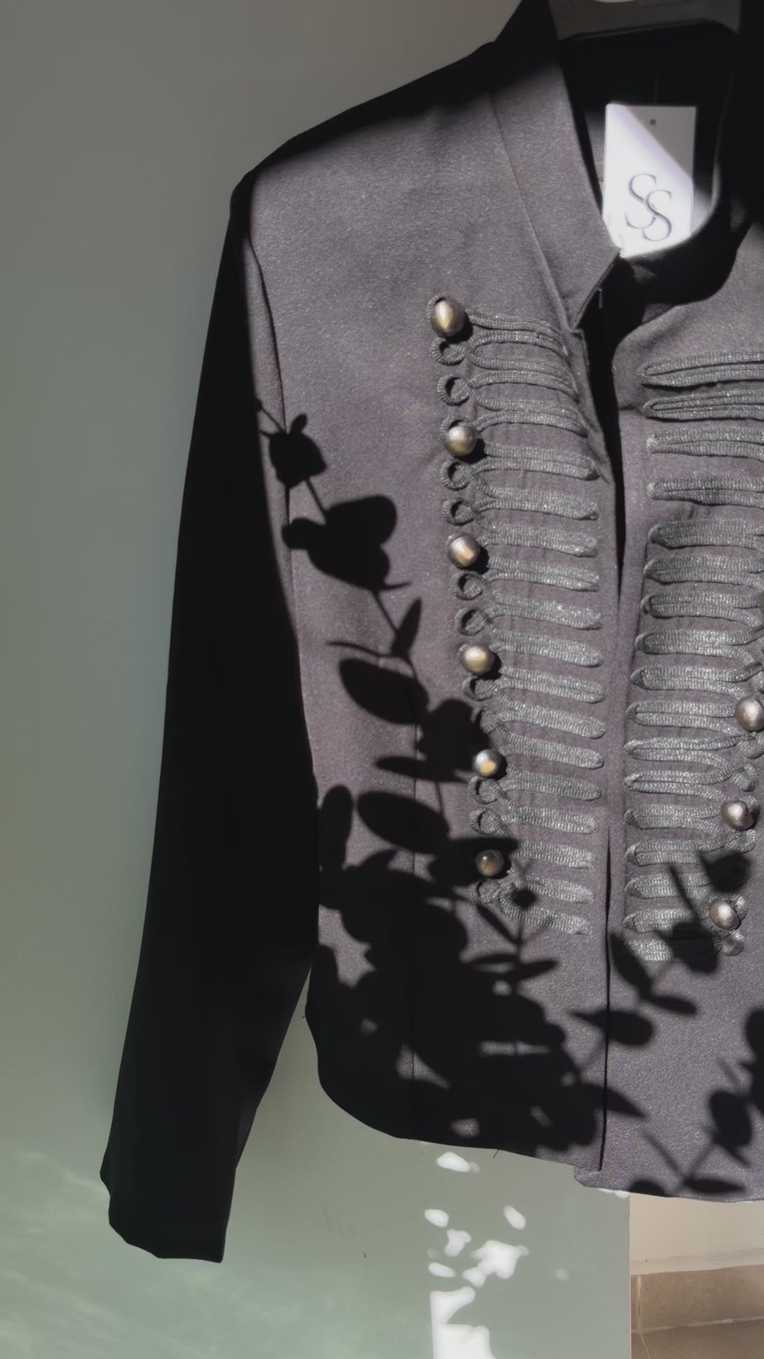 CHAQUETA BOTONES